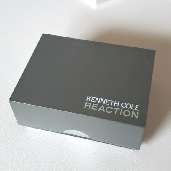 Kenneth Cole Reaction silver Cufflinks EUC - Picture 5 of 6